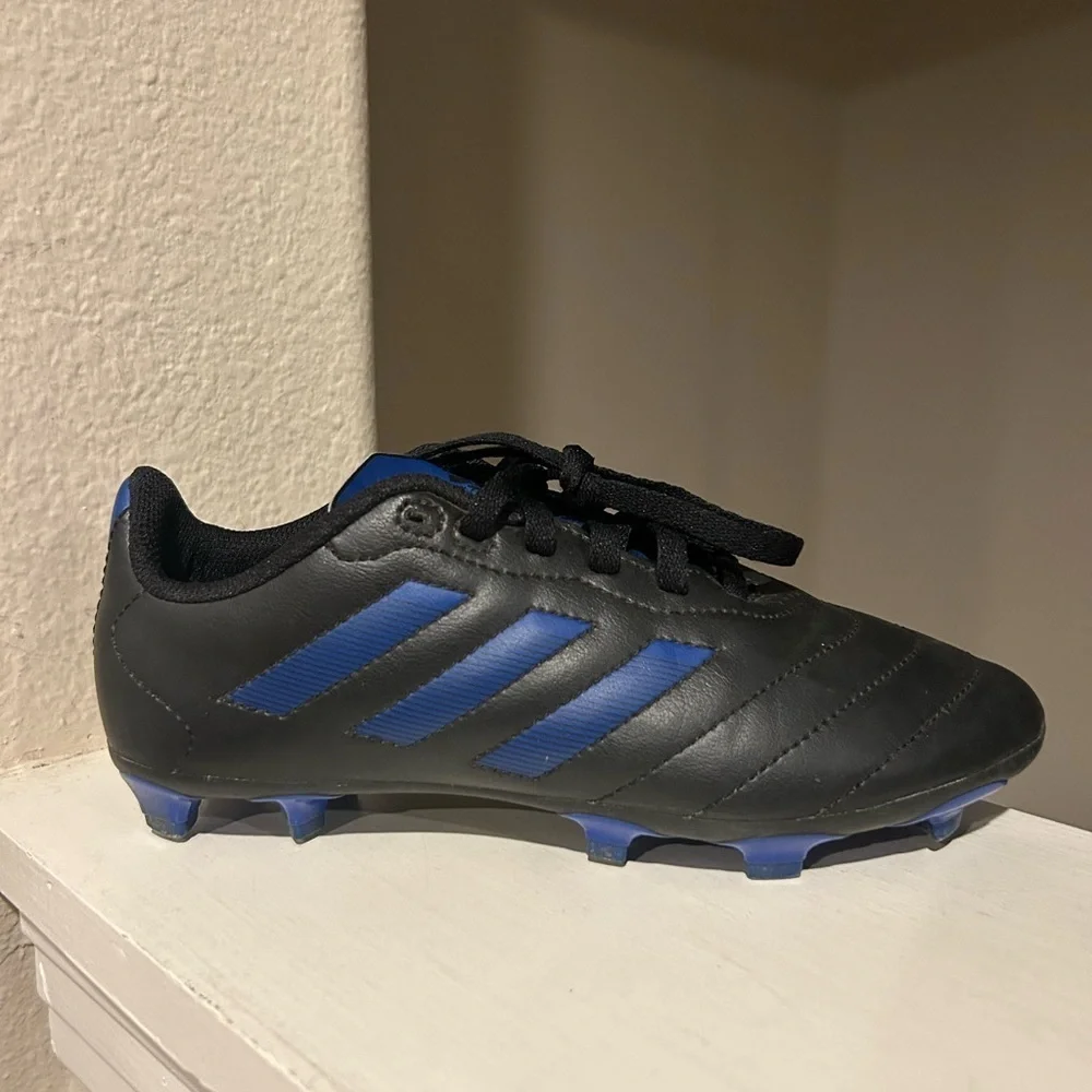 Adidas Goletto VIII Firm Ground Kids Shoes Sz 2.5 Black Royal Blue Soccer Cleats